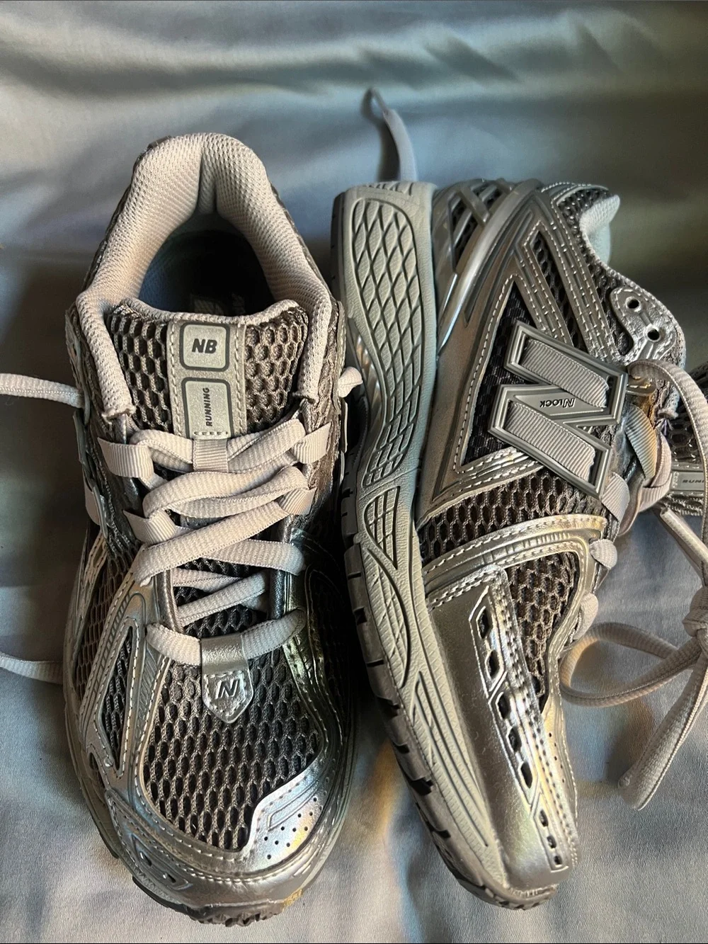 New Balance Silver and Grey Mesh Running Sneakers